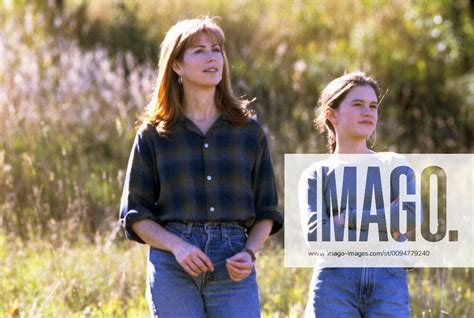 Dana Delany And Anna Paquin Characters Susan Barnes Amy Alden Film Fly Away Home 1996 Director C