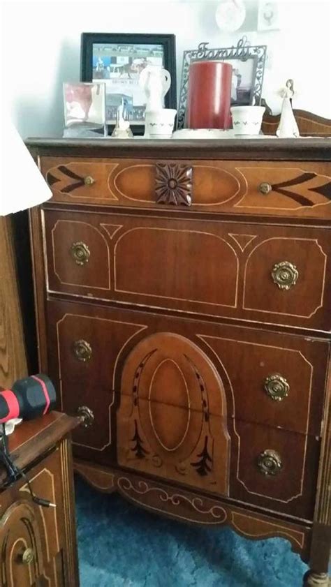 The customers can use are trying to find morena bedroom furniture collection.you can experience the online purchase as outlined by your needs. Antique Inlaid Bedroom Set Info | My Antique Furniture ...