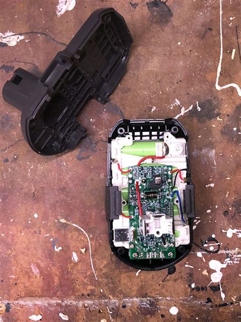 Lithium makes up just a small part of a battery, but there are a few different types: Have a Cordless Tool Battery That Won't Charge? You Can ...