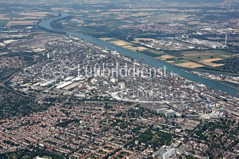 Luisenplatz | heute ergab sich die gelegenheit,nachtaufnahmen aufzunehmen. Ludwigshafen am Rhein › Luftbild.de