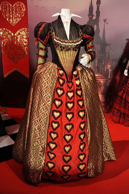 Helena Bonham Carters Red Queen Costume Red Queen Costume Queen