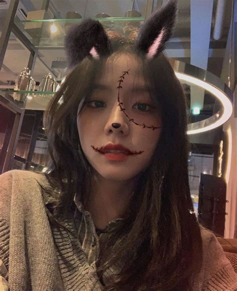 Blackpink S Jisoo Stuns In Hot And Sultry Halloween Selfies And We Can T Get Enough Kpophit