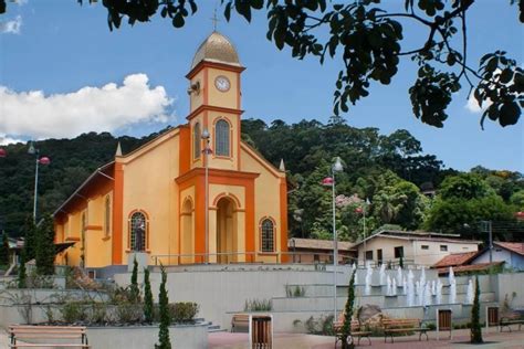 Venha conhecer santo antônio do pinhal, no coração da serra da mantiqueira, próximo à santo antonio do pinhal, vamos unir forças nesse momento tão delicado que estamos passando. Santo Antônio do Pinhal tem charme e tranquilidade no ...