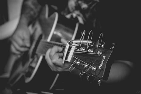 Guitar is made fun and easy with this cool app! Best Guitar Learning App - Finding The Right App For You