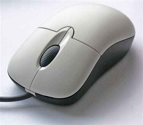 Eine Klassische 3 Tasten Maus Von Microsoft Foto Wikimedia Der