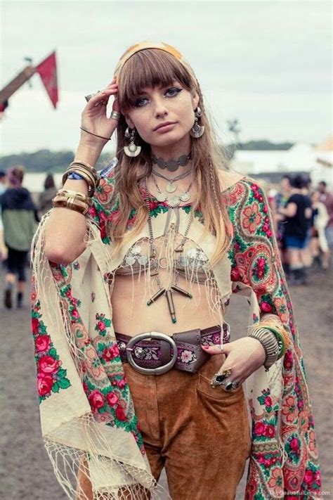 Pin By Normy On Boho Style Bohemia Hippie Woodstock Fashion Hippie Outfits Boho Fashion