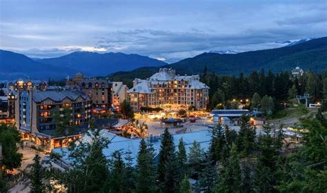 40 Best Places To Visit In Canada With Photos For 2023 Vacay