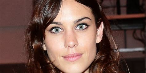 Alexa Chung Steals Beauty Products From Hotels Proves Shes Just Like Us Huffpost