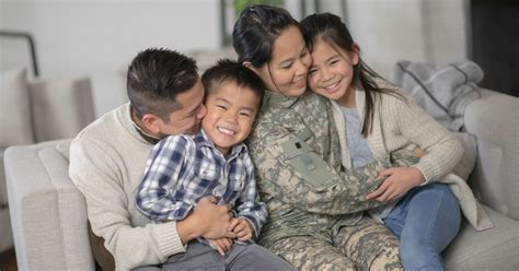 20 Scholarships for Military Spouses to Apply For In 2024