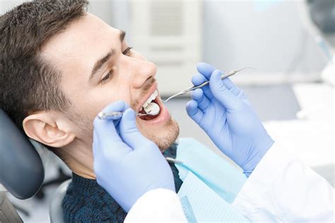Treating A Chipped Tooth Dental Emergency General Dentist