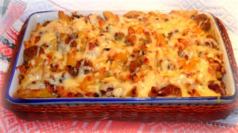 Season the chicken pieces with salt and pepper and brown them gently in the oil. Chez Maximka: Campbell's Capsule Cupboard: Pasta bake with ...