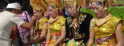 Balinese Ceremonies And Rituals Ok Divers Resort And Spa