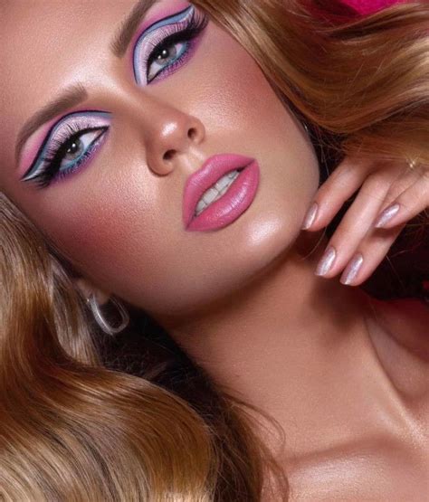 Turn Yourself Into A Real Doll With These Barbie Inspired Makeup Looks Barbie Makeup Doll Eye