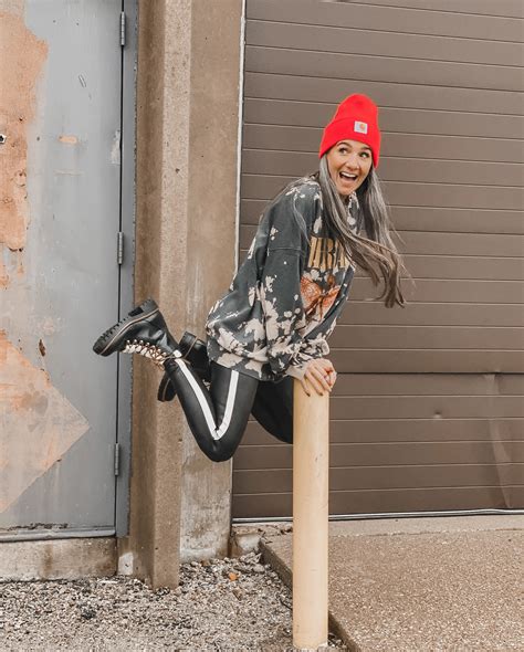 Ashley Lovelace - Fashion flashback 2021 🥹 I still wear...