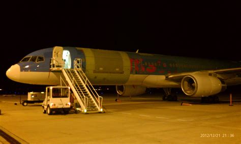 The airline is the world's largest charter airline, carrying 11.8 million passengers in 2019. 757 (b) Log