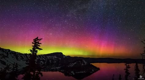 Crater Lake Np See The Northern Lights Northern Lights Oregon Travel