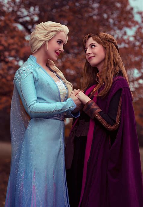 Elsa Anna Frozen Cloe And Lily On The Moon Cosplay Bcwphoto Disney Princess Cosplay