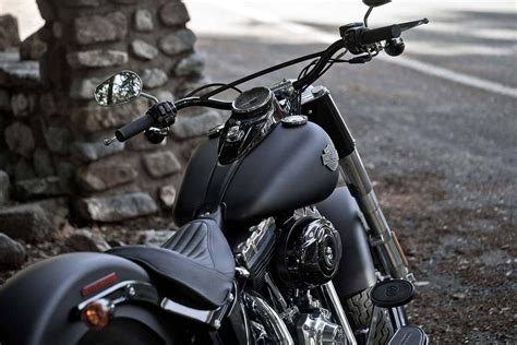 Harley Davidson Bikes Wallpapers Hd Wallpaper Cave