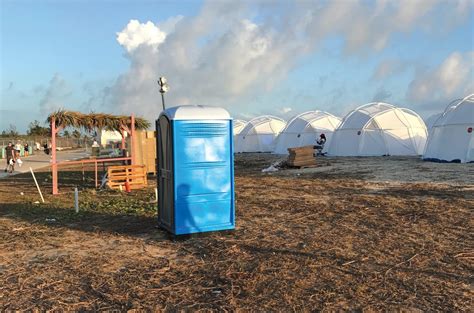 Ticket Seller Sues Fyre Festival Claims Consumers Havent Gotten A