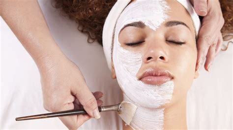 Top 3 Anti Aging Facial Treatments You Can Make At Home