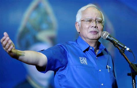 This couple was blessed with five sons, datuk seri najib razak (the sixth prime minister of malaysia), datuk ahmad johari razak, datuk mohamed nizam razak, datuk mohamed nazim razak and datuk seri mohamed nazir razak. Najib questions Mahathir's absence in Sabah | New Straits ...