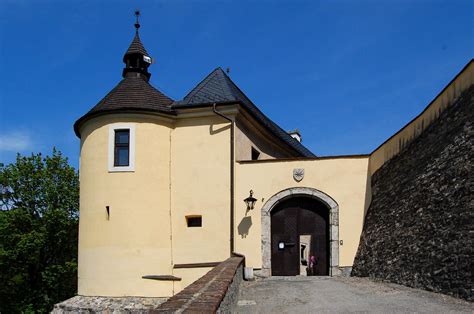Šternberk na sklonku socialistické éry. Poklad.cz - výlet Na hrad Český Šternberk