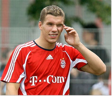@mangal_doener @mangal_lp10_lahmacun @icecreamunited @strassenkickerbase ⚽️ @strassenkicker @myshot.de www.myshot.de. Arsenal : Lukas Podolski transfer from Fc Köln complete for £10.9m | NationalTurk