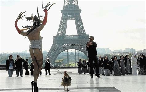 Artist Steven Cohen Convicted For Nude Parisian Performance