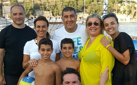 Eda özülkü ile ilgili tüm haberleri ve son dakika eda özülkü haber ve gelişmelerini bu sayfamızdan takip edebilirsiniz. Bodrum'da rakipleri yok! | Temiz Magazin