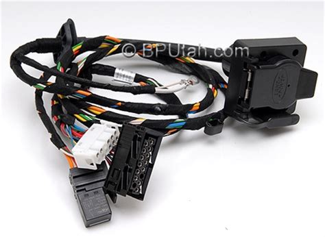 Use a wire harness that requires a 12 volts power supply to avoid damage to your lighting system. Range Rover Tow Trailer Wiring Harness Electric YWJ500480