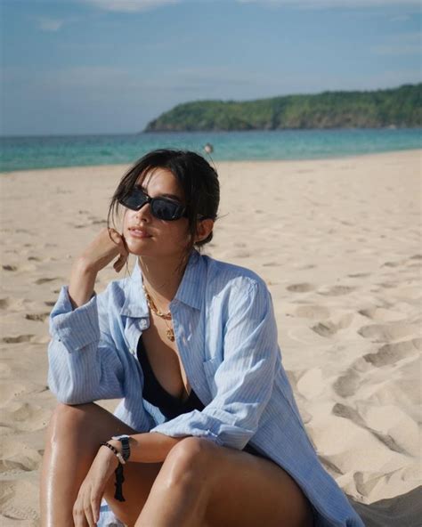 Look Liza Soberanos Beach Outfits In Palawan Previewph