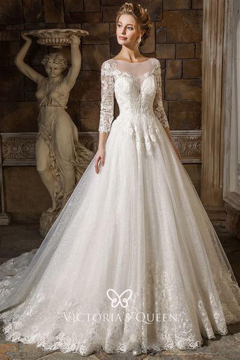 10 Tulle Wedding Dress Pictures