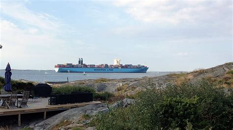 Världens Största Containerfartyg Har Lämnat Göteborg P4 Göteborg Sveriges Radio