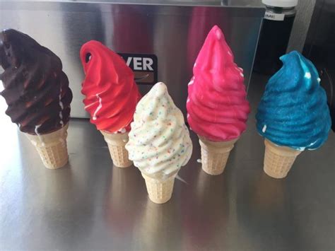 These 9 Ice Cream Parlors Have The Best Soft Serve In Michigan Soft Serve Ice Cream Soft