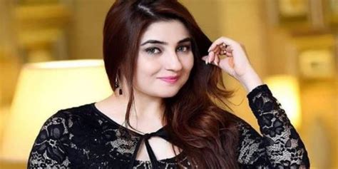 Gul Panra Requests Fans To Strictly Follow Govts Advice To Curb Covid 19