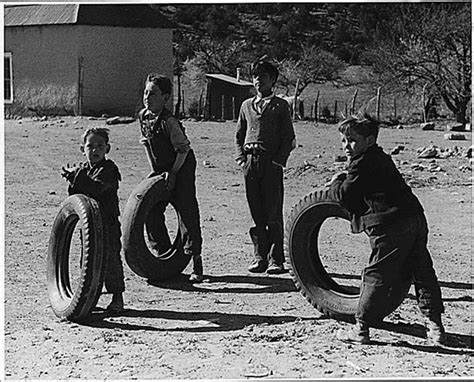 Fue manufacturada por primera vez en 1887 por don clemente jacques y aún se vende en todo méxico y algunas partes de estados unidos. Así jugaban los niños de antes cuando no existían ...