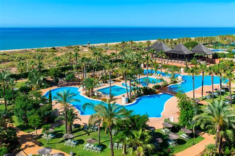 Hoteles En La Playa Los Mejores De España En Primera Línea