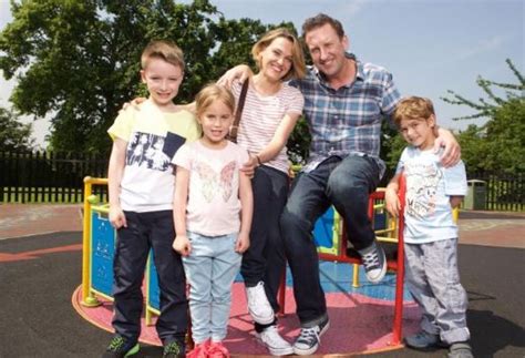 Net worth of lee mack is around $8 million. Lee Mack « Celebrity Age | Weight | Height | Net Worth ...