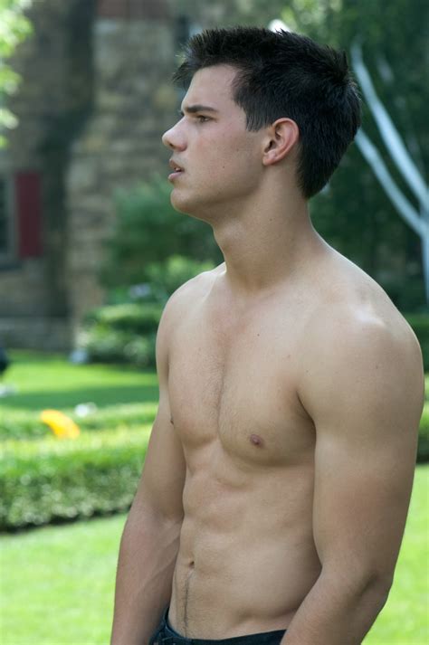 Taylor Lautner Bare Chested And Hot Body Naked Male Celebrities