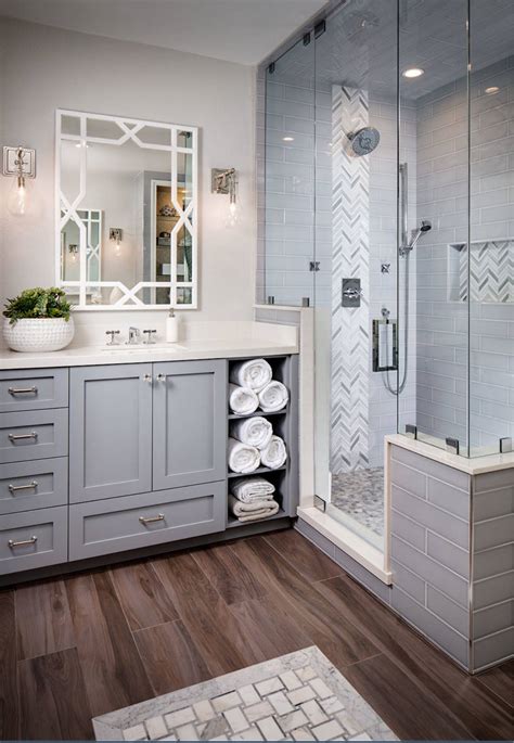 10 Upscale Luxurious Bathrooms Inspiring Decorating Ideas