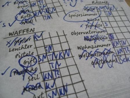 Du brauchst lediglich einen printer, papier und eine schere, um dein eigenes spielgeld auszudrucken. Kostenloser Cluedo Block Druckvorlage Pdf - Kniffel ...