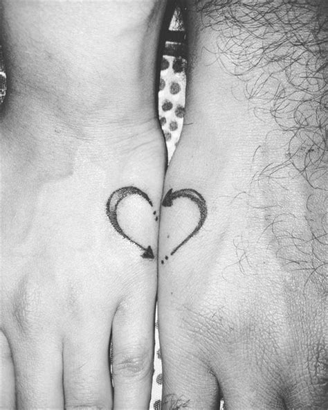 60 Unique And Coolest Couple Matching Tattoos For A Romantic Valentines Day In 2020 Women