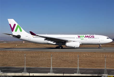 Ec Nck Wamos Air Airbus A330 200 At Milan Malpensa Photo Id