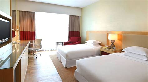 We like to live up to our last minute name so remember you can book any one of our excellent kuching hotels up until midnight and stay the same night. Century Kuching Hotel | Value Added Travel