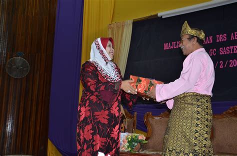 Hamzah, ydp pibg en abdul ghafar b. Ucapan Pengetua Untuk Guru Bersara - Contoh SR