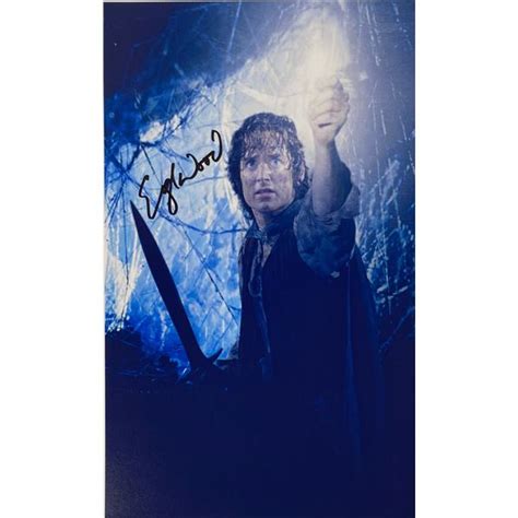 Autograph Signed Lord Of The Ring Elijah Wood Photo