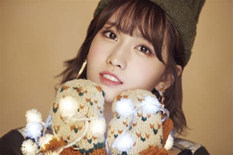You can request a song if you want. Momo (Twice) Profile - K-Pop Database / dbkpop.com