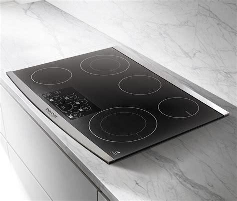 Gas And Electric Kitchen Cooktops Signature Kitchen Suite