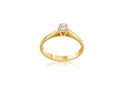 Gold Or Platinum For Our Engagement Ring