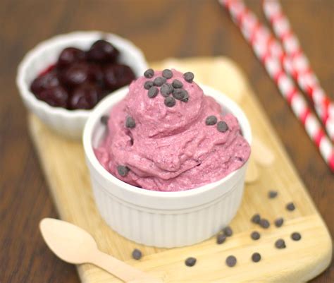 It's in the top 3 bestselling blenders and has many popular alternatives in the same price range, such as blendtec. Healthy Cherry Ice Cream - The Dessert Bullet Blog ...